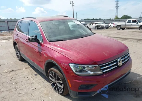 2019 Volkswagen Tiguan 2.0T Se/2.0T Sel/2.0T Sel R-Line/2.0T Sel R-Line Black из США, поврежденный, VIN 3VV2B7AX5KM012573